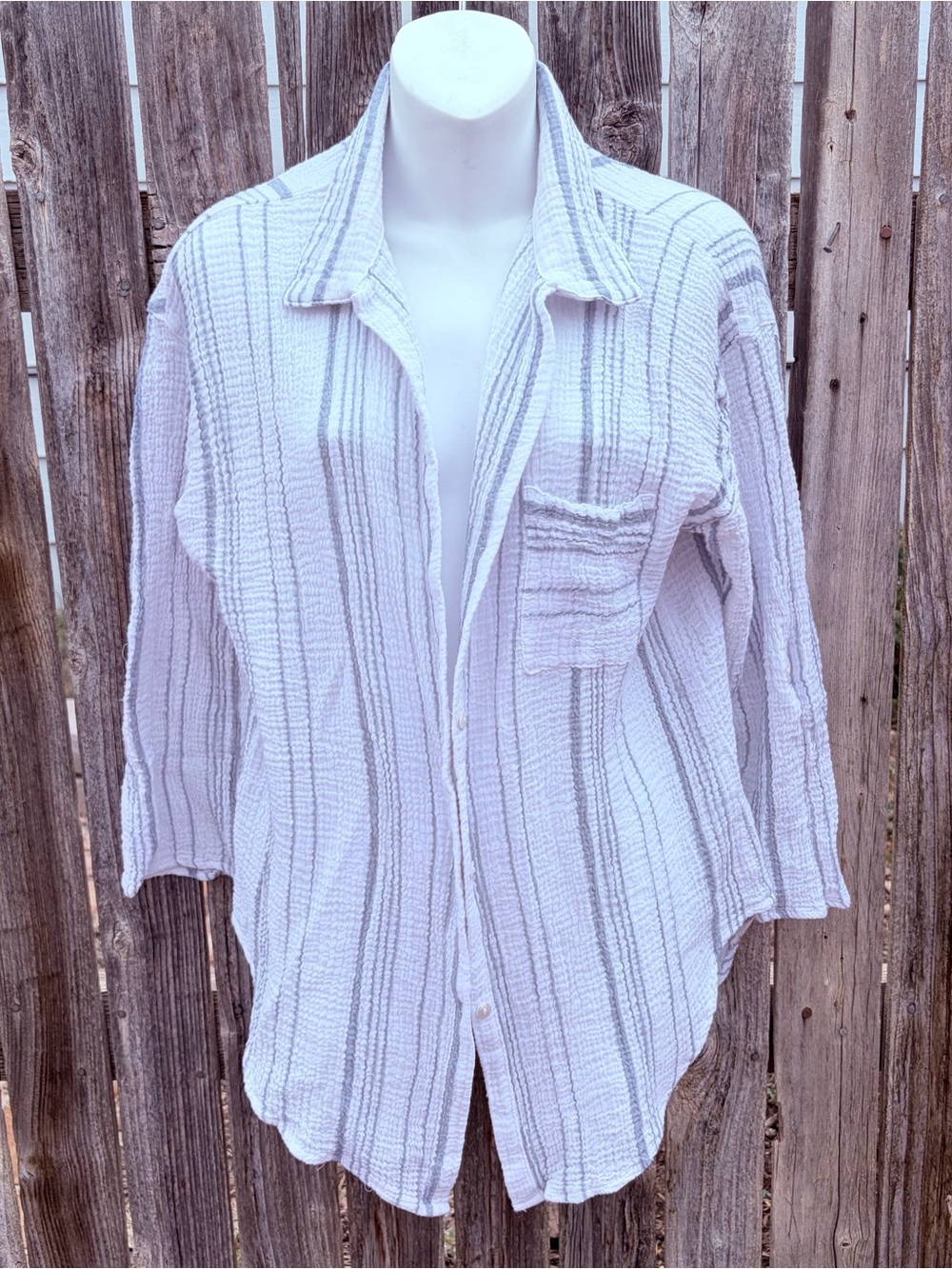 Kona Sol Pale Blue Textured Top
